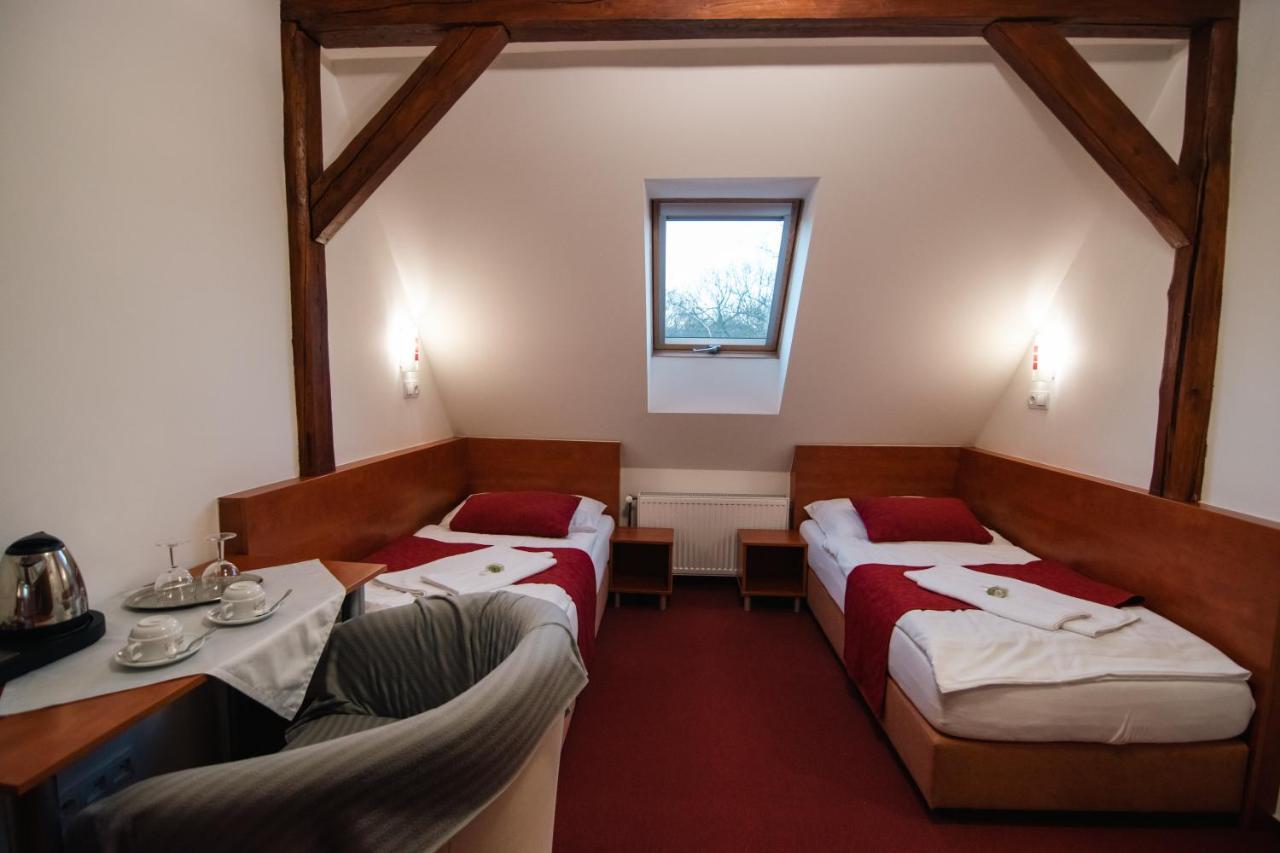 Hotel U Kaple Decin Exterior foto